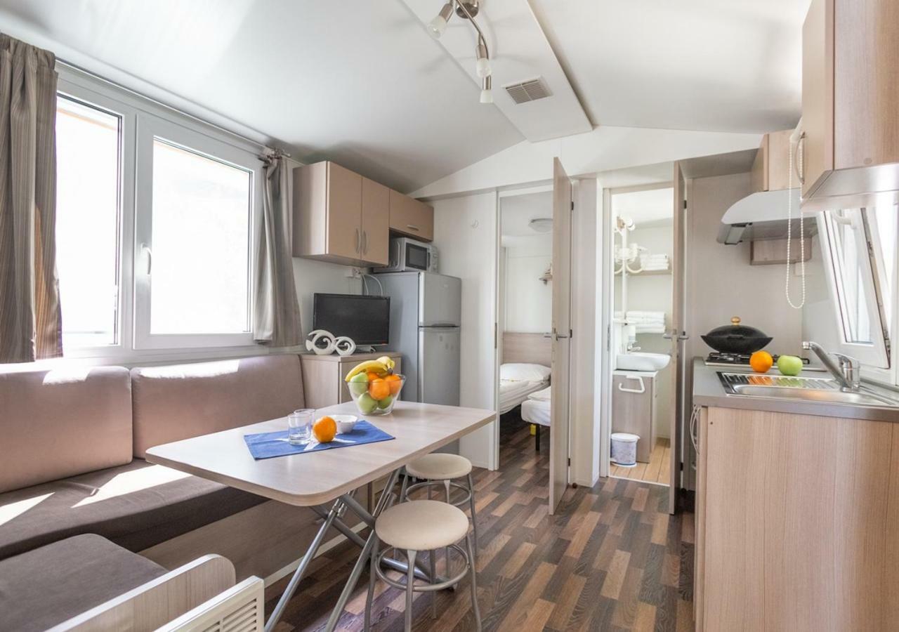 Krk Mobile Homes Klimno Eksteriør bilde